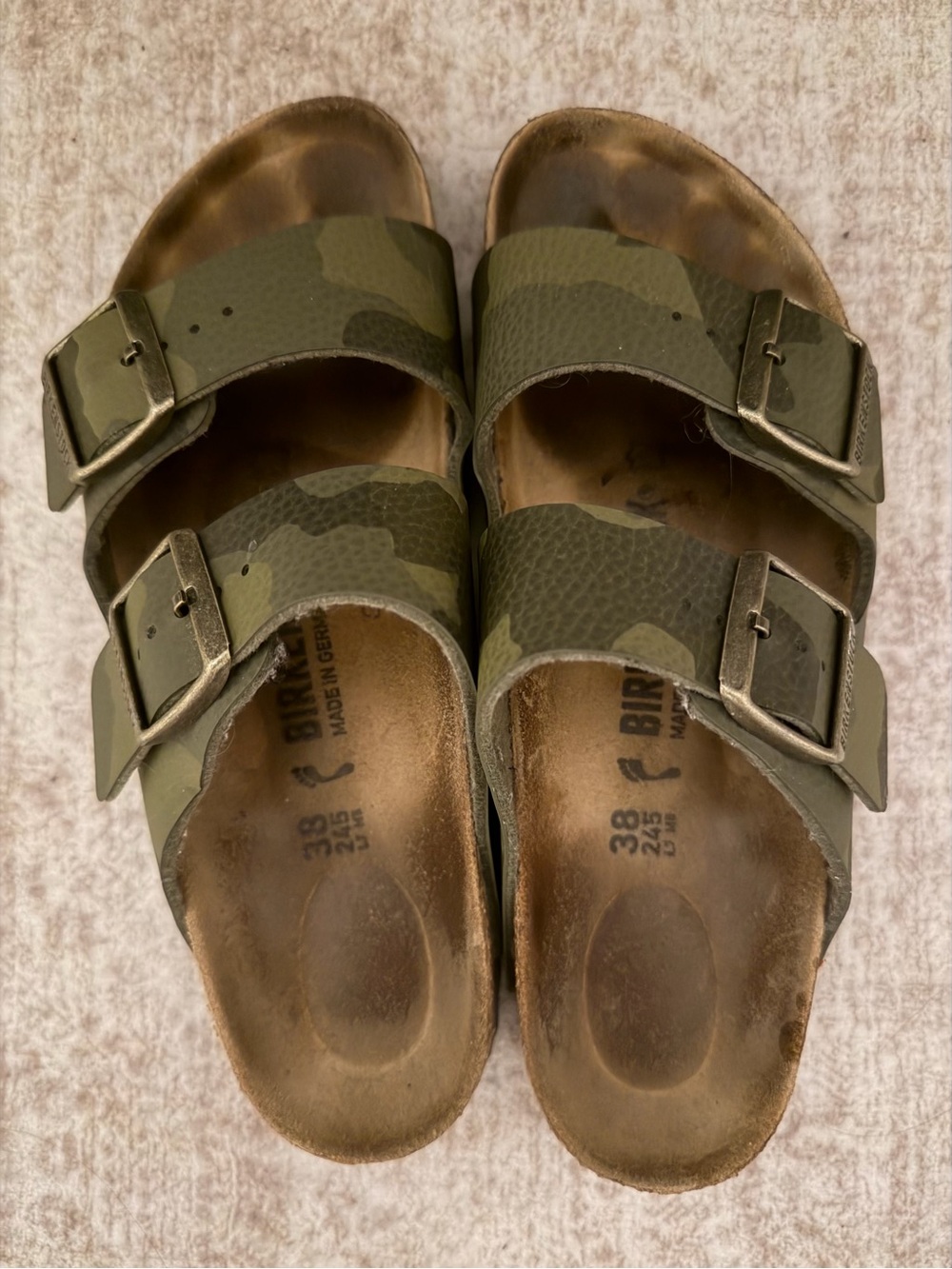 Limited Edition Birkenstock Arizona Camo Sandals
Size 38 / US Women’s 7.5
